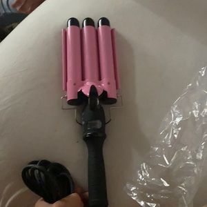 3 barrel hair waver